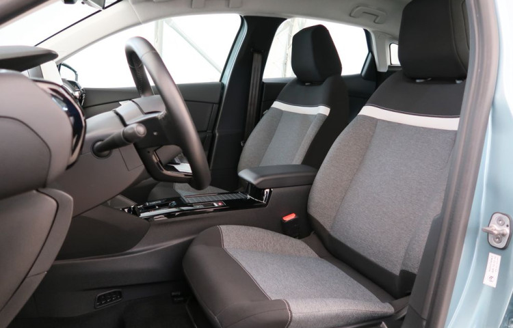 Citroën ë-C4 ELECTRO,CZ,1Maj,FEEL,AT,50kWh