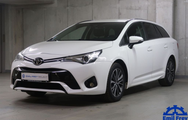 Toyota Avensis 2.0D4D,CZ,Manuál