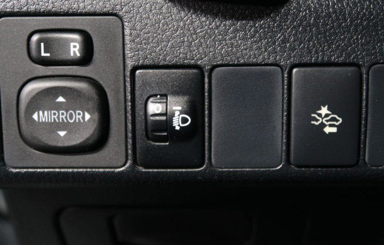 Toyota Corolla 1.6VVT-i,CZ,1Maj,Comfort
