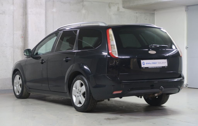 Ford Focus 1.6i,CZ,manuál