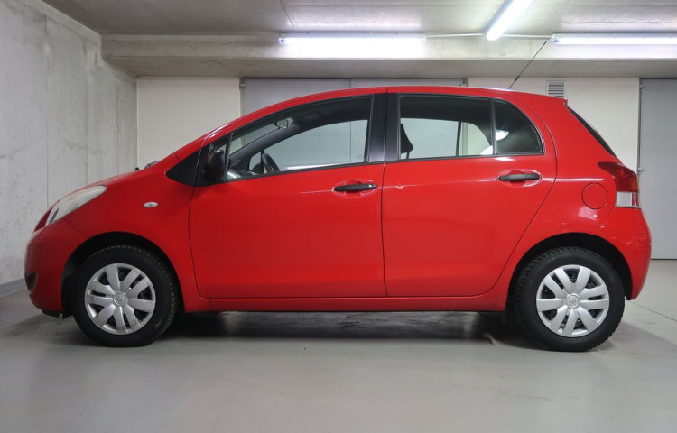 Toyota Yaris 1.0VVT-i,CZ,manuál