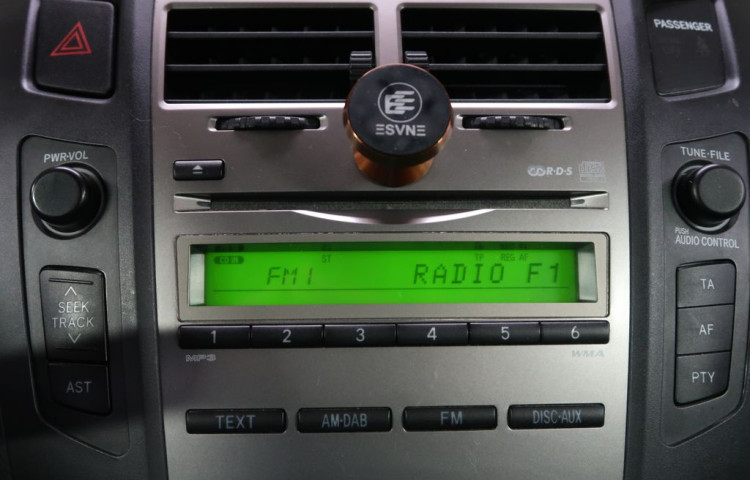 Toyota Yaris 1.0VVT-i,CZ,manuál