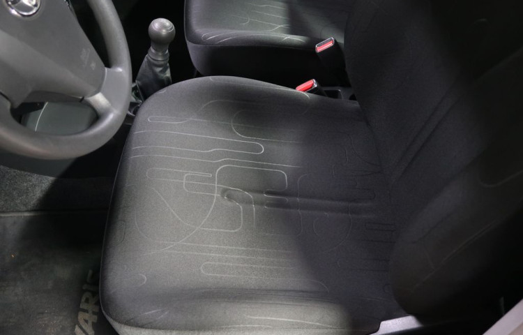 Toyota Yaris 1.0VVT-i,CZ,manuál