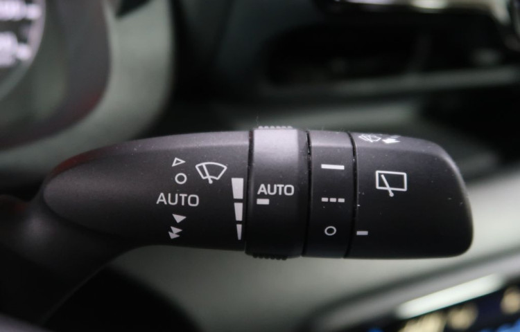 Toyota Yaris 1.5Hybrid,CZ,1Maj,Comfort