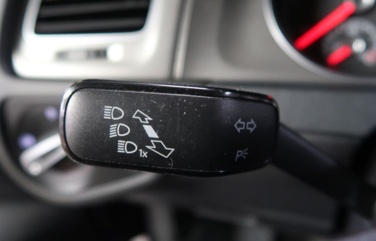 Volkswagen Golf 2.0TDi,110kW,manuál
