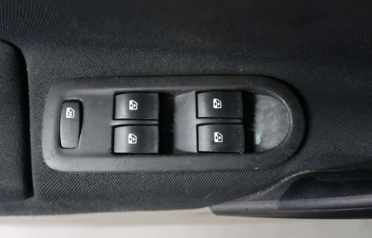 Renault Mégane 1.6i,CZ,automat