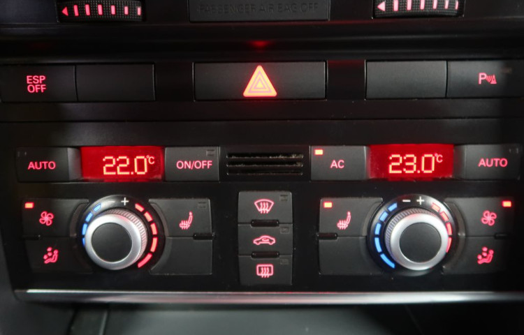 Audi A6 Allroad 3.0TDi,CZ,4x4,AT