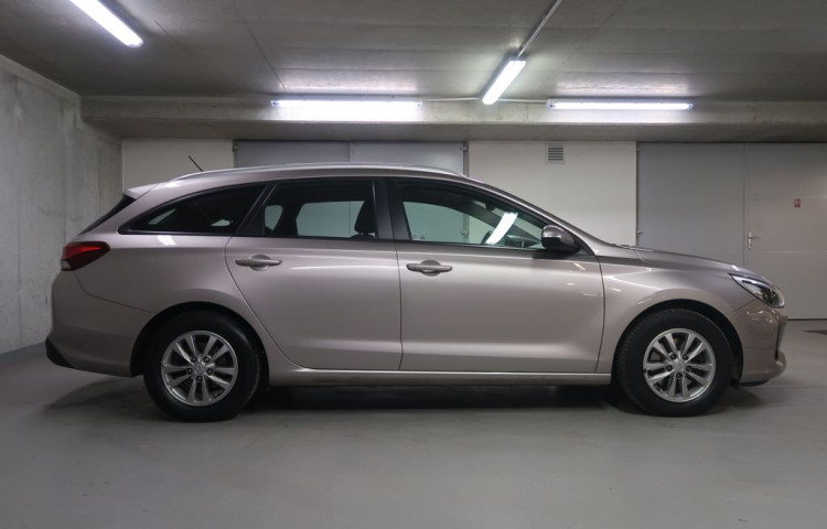 Hyundai i30 1.6CRDi,CZ,1Maj,Manuál