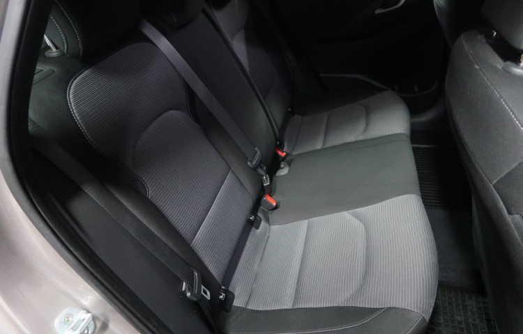 Hyundai i30 1.6CRDi,CZ,1Maj,Manuál