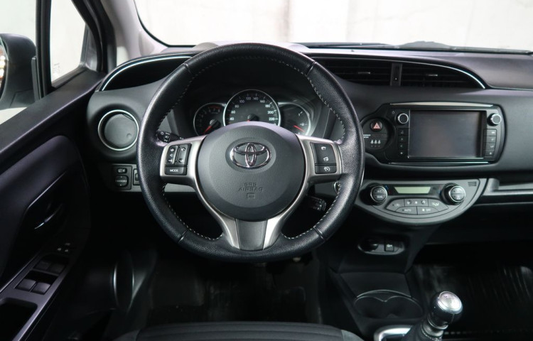 Toyota Yaris 1.3VVT-i,CZ,1Maj,Style