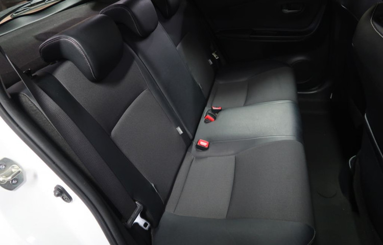 Toyota Yaris 1.3VVT-i,CZ,1Maj,Style