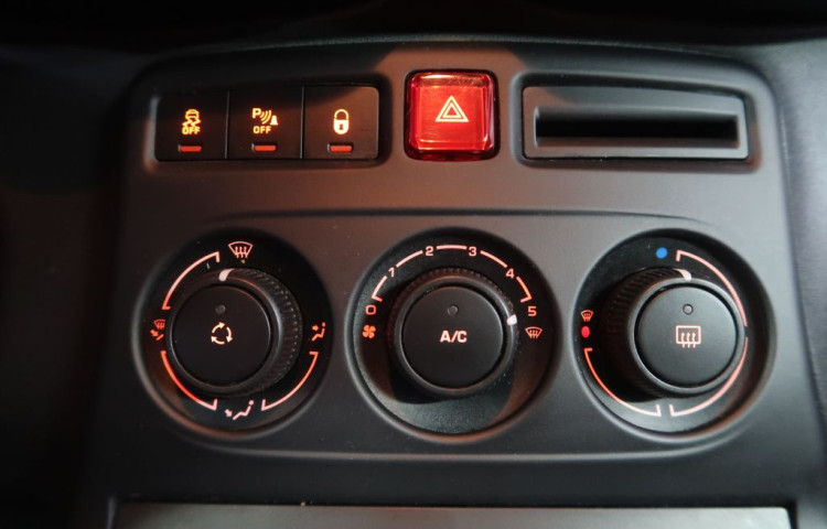 Citroën C3 Picasso 1.2PuraTech,CZ,81kW,manuál