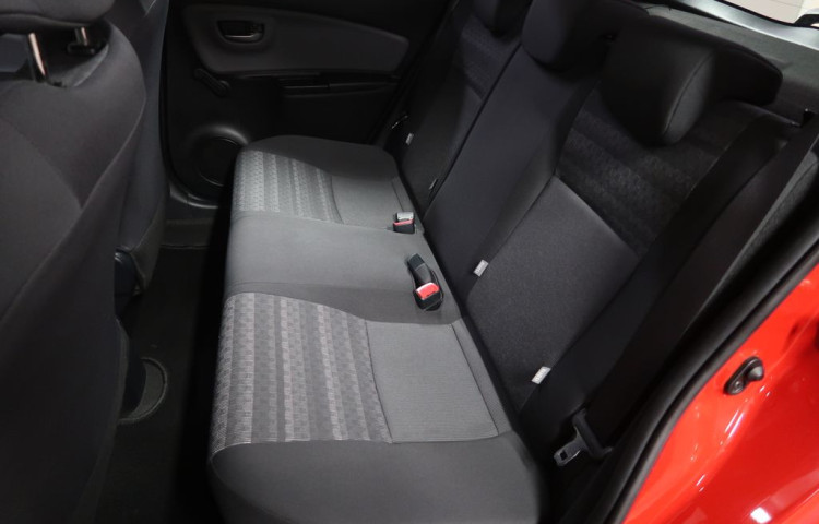 Toyota Yaris 1.3VVT-i,CZ,manuál