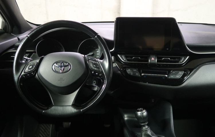 Toyota C-HR 1.2T,CZ,1Maj,manuál,Comfort