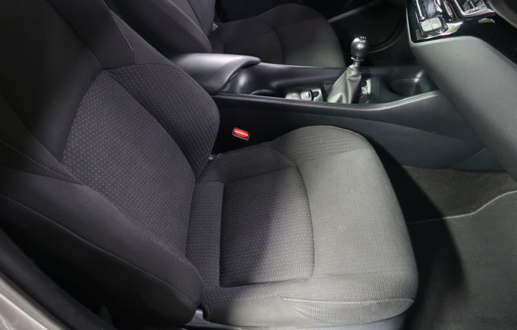Toyota C-HR 1.2T,CZ,1Maj,manuál,Comfort