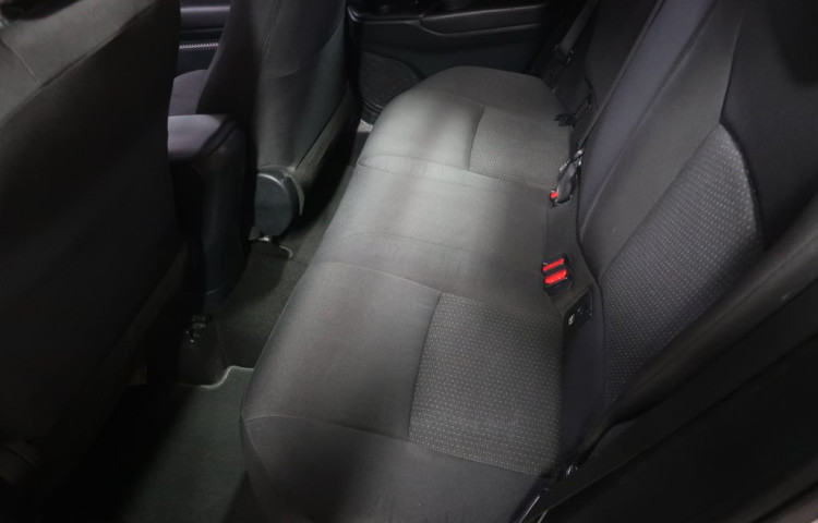 Toyota C-HR 1.2T,CZ,1Maj,manuál,Comfort