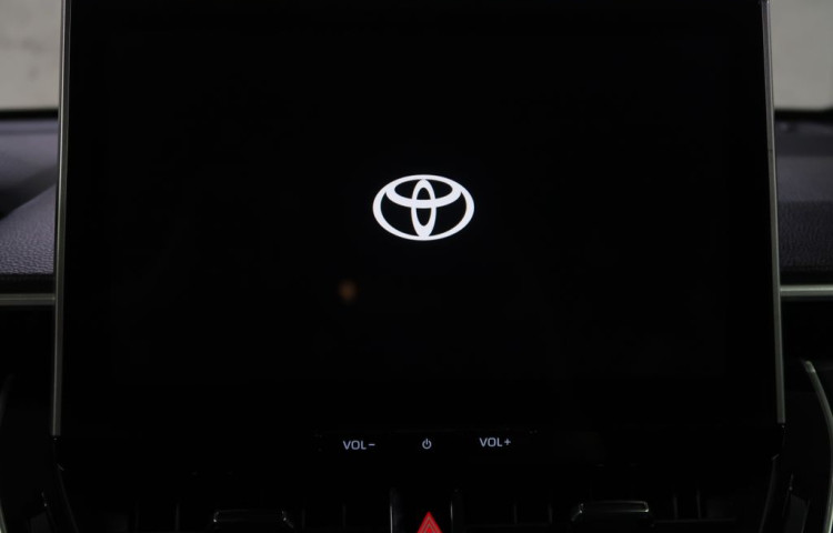 Toyota Corolla Cross 2.0Hybrid,CZ,1Maj,Style,4x4