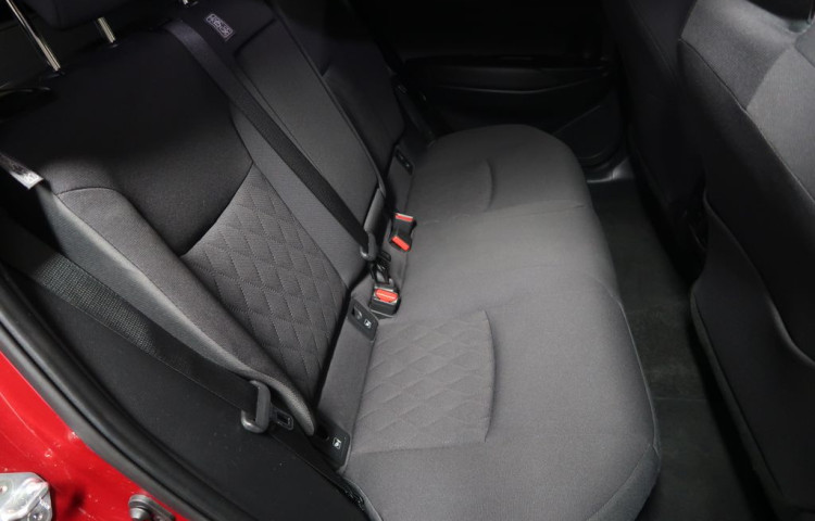 Toyota Corolla Cross 2.0Hybrid,CZ,1Maj,Style,4x4