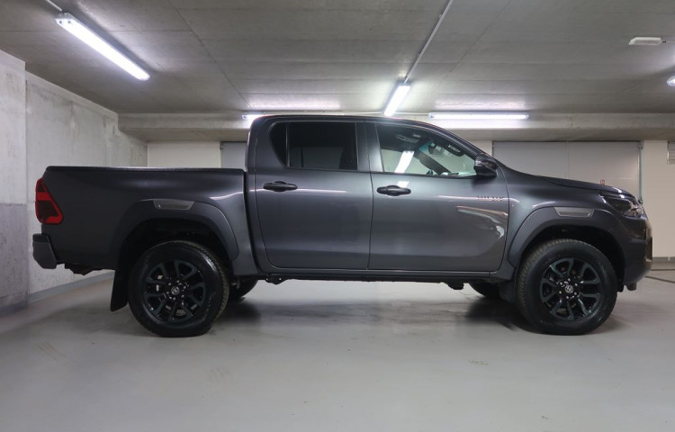 Toyota Hilux 2.8D4D,CZ,IvnisibleJBL,AT,4x4