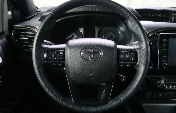Toyota Hilux 2.8D4D,CZ,IvnisibleJBL,AT,4x4