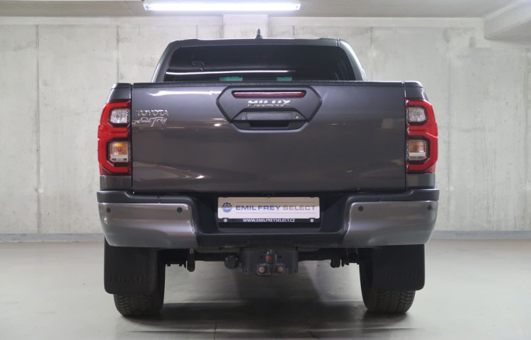 Toyota Hilux 2.8D4D,CZ,IvnisibleJBL,AT,4x4