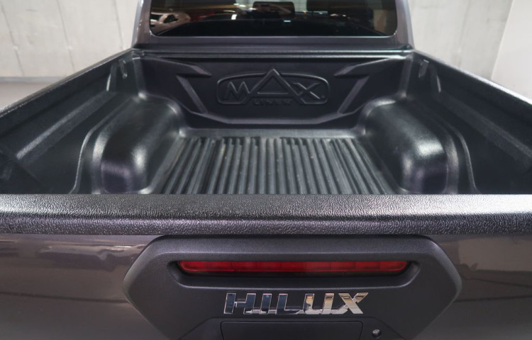 Toyota Hilux 2.8D4D,CZ,IvnisibleJBL,AT,4x4