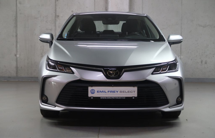 Toyota Corolla 1.5Dynamic,CZ,1Maj,ComfortTech