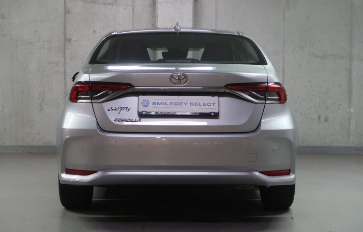 Toyota Corolla 1.5Dynamic,CZ,1Maj,ComfortTech