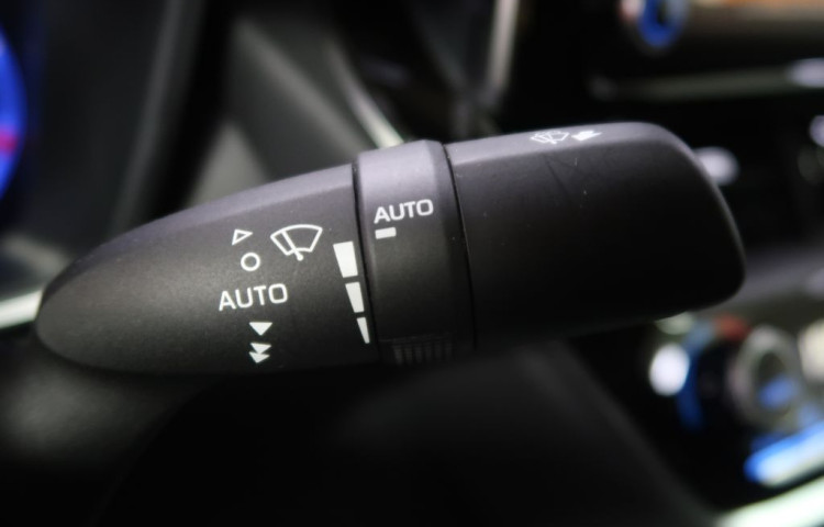 Toyota Corolla 1.5Dynamic,CZ,1Maj,ComfortTech