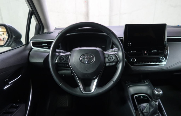 Toyota Corolla 1.5Dynamic,CZ,1Maj,ComfortTech