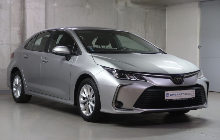 Toyota Corolla 1.5Dynamic,CZ,1Maj,ComfortTech