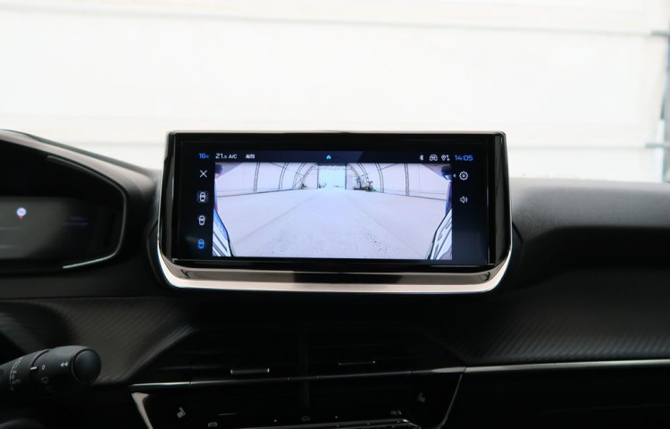 Peugeot 208 1.2HYBRID,CZ,ALLURE,e-DCS6