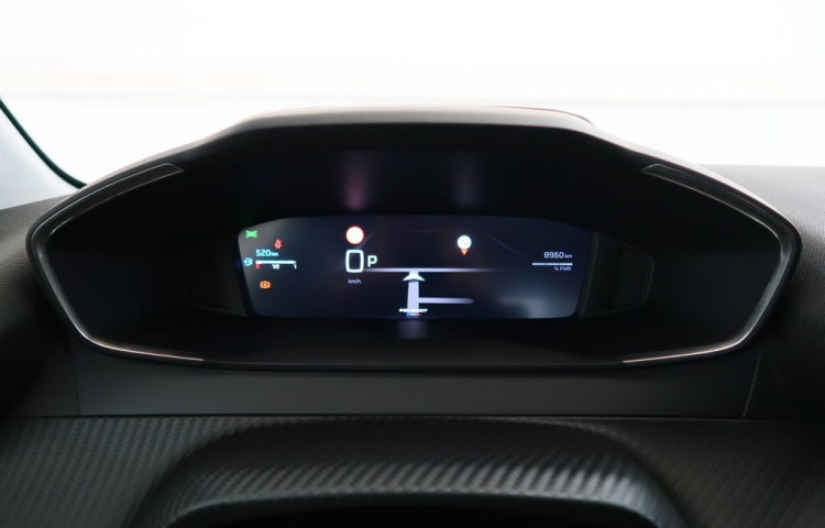 Peugeot 208 1.2HYBRID,CZ,ALLURE,e-DCS6