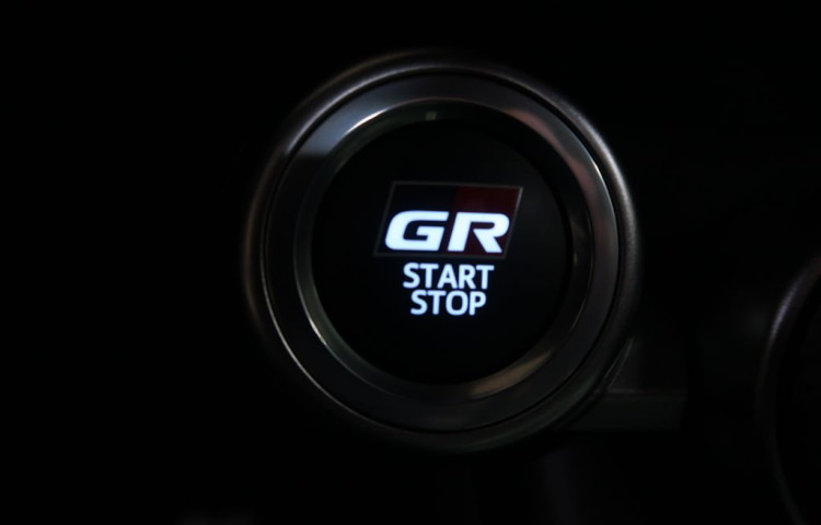 Toyota GR86 2.4Boxer,CZ,Executive,manuál