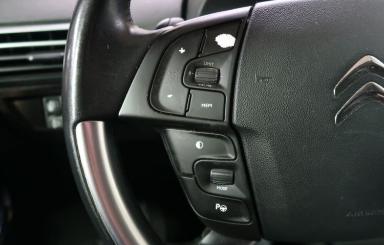 Citroën C4 Picasso 1.6HDI,CZ,kamera,NAVI,Manuál