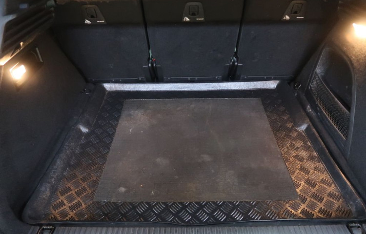 Citroën C4 Picasso 1.6HDI,CZ,kamera,NAVI,Manuál