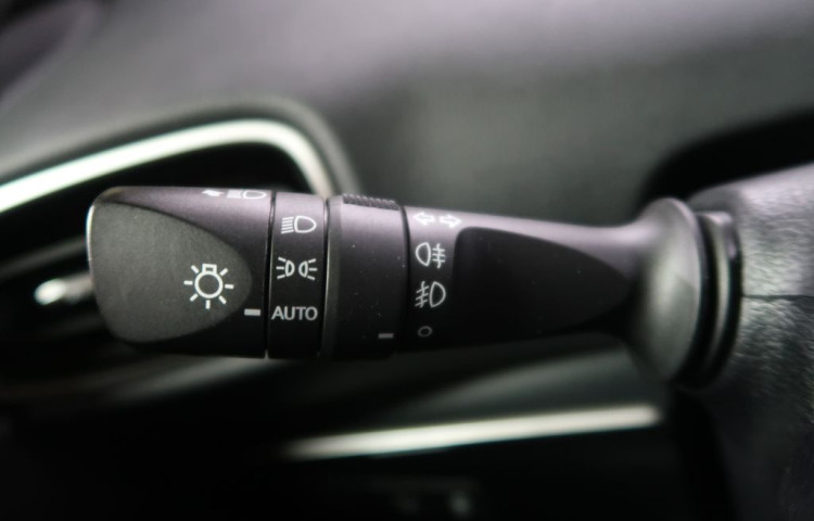 Toyota Prius 1.8PHEV,CZ,AT