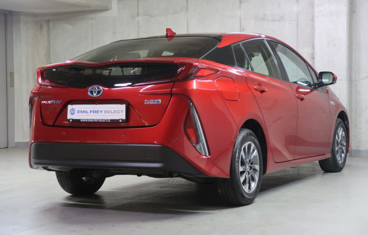 Toyota Prius 1.8PHEV,CZ,AT