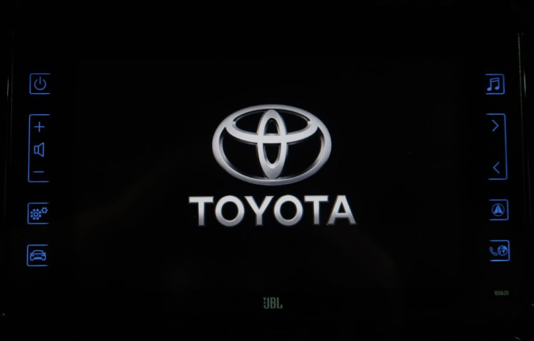 Toyota Prius 1.8PHEV,CZ,AT