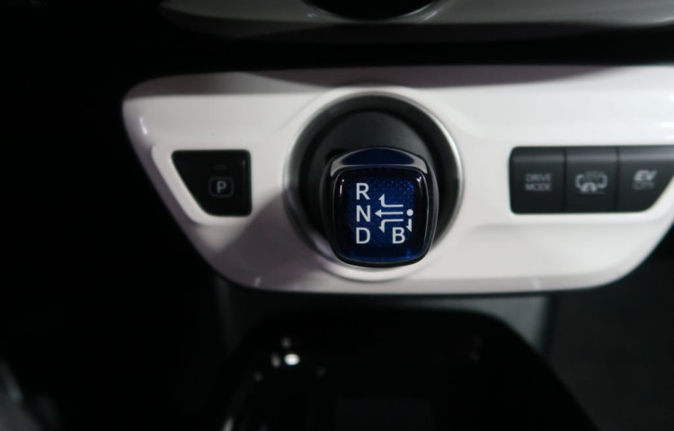 Toyota Prius 1.8PHEV,CZ,AT