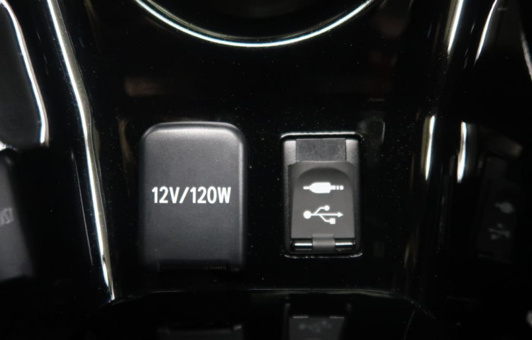 Toyota Prius 1.8PHEV,CZ,AT