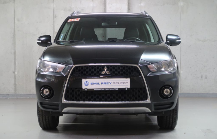 Mitsubishi Outlander 2.0DI-D,CZ,1Maj,Manuál,4x4