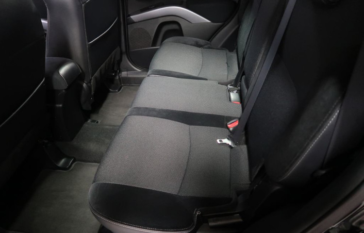 Mitsubishi Outlander 2.0DI-D,CZ,1Maj,Manuál,4x4