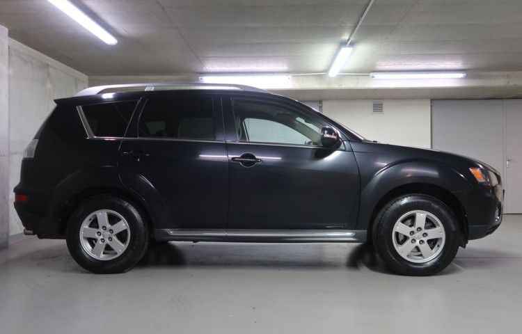 Mitsubishi Outlander 2.0DI-D,CZ,1Maj,Manuál,4x4