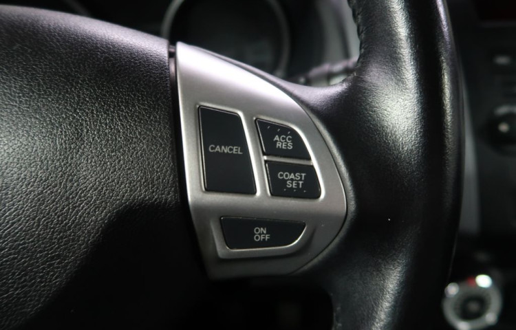 Mitsubishi Outlander 2.0DI-D,CZ,1Maj,Manuál,4x4