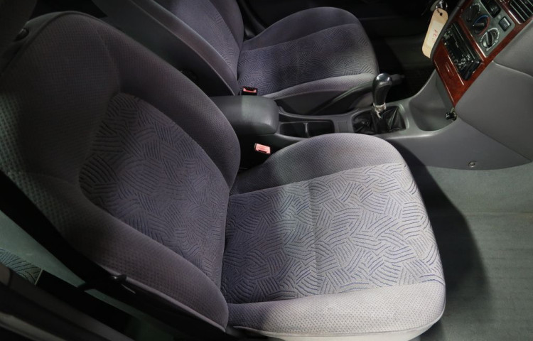 Toyota Avensis 1.8VVT-i,Manuála,81kW