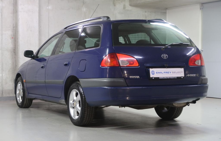 Toyota Avensis 1.8VVT-i,Manuála,81kW