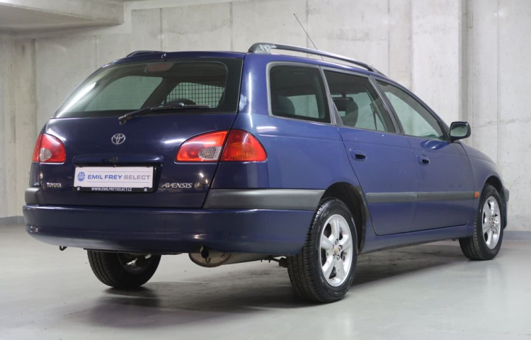 Toyota Avensis 1.8VVT-i,Manuála,81kW