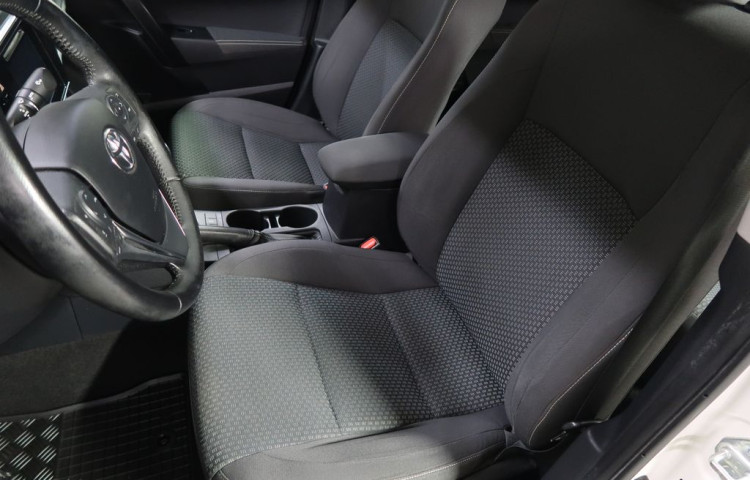 Toyota Corolla 1.6VVT-i,CZ,1Maj,Comfort