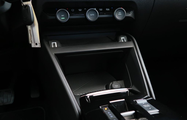 Citroën ë-C4 ELECTRO,CZ,1Maj,FEEL,50kWh